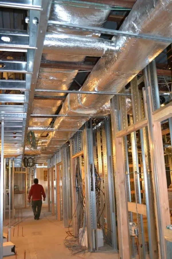 Commercial ductwork installation