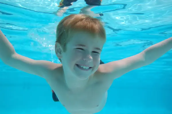 Pool service image from Galleo Pool Service homepage
