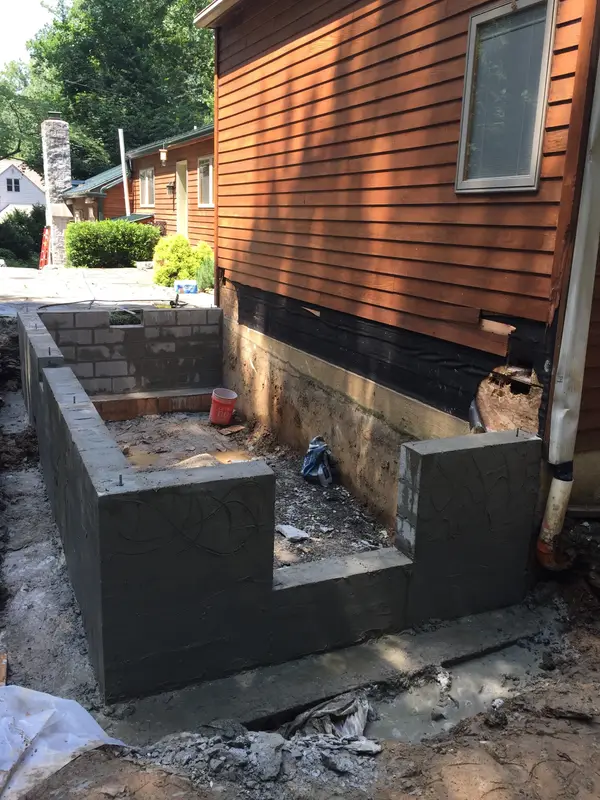 Concrete block step construction