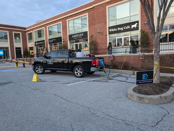 Commercial exterior cleaning equipment