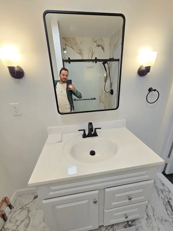 Bathroom vanity and mirror