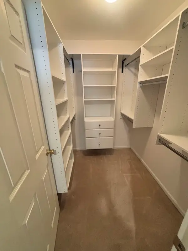 Built-in closet shelving