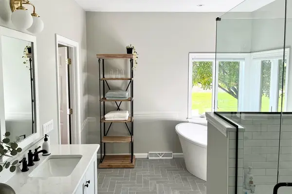 Bathroom walls and trim