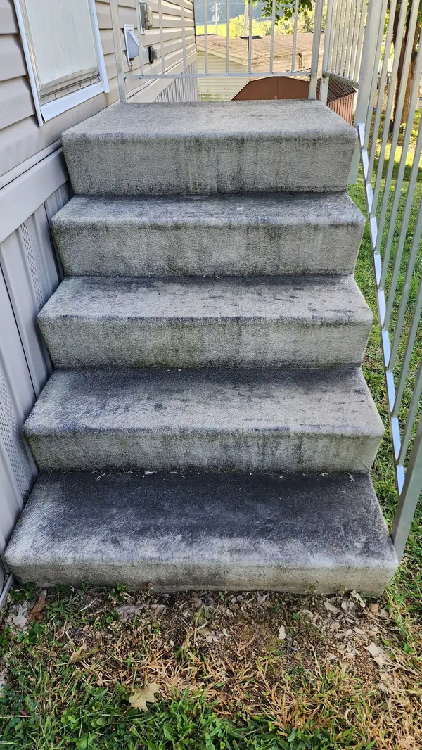 Concrete steps before cleaning