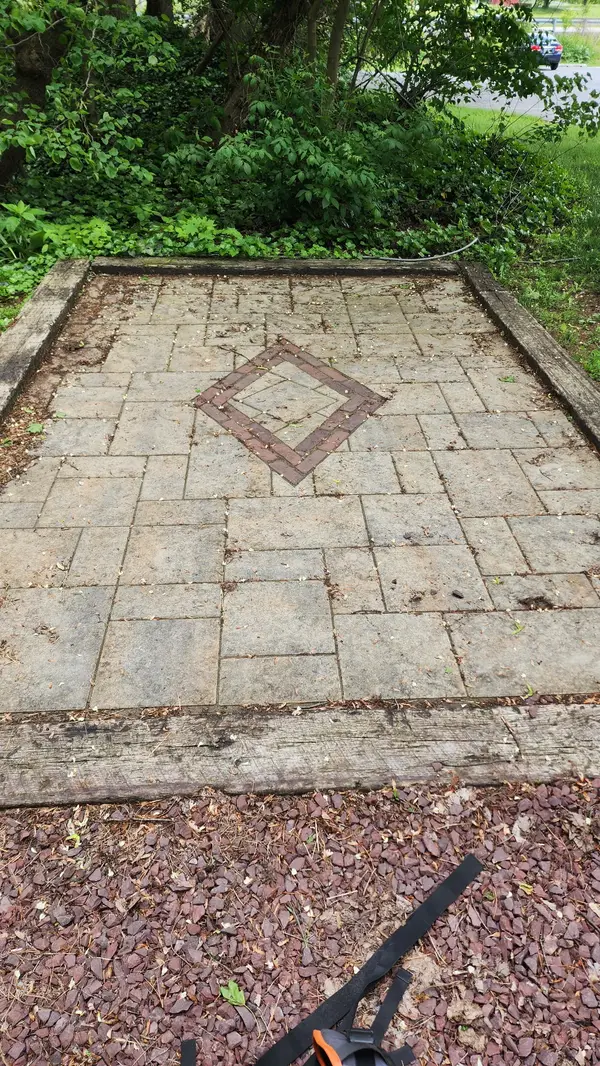 Paver patio surface