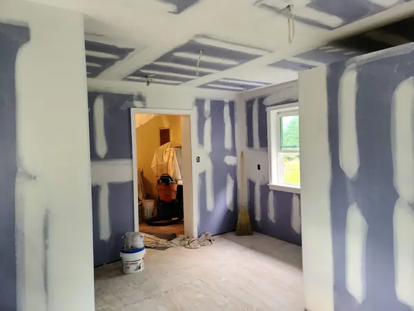 Drywall finishing in an interior room