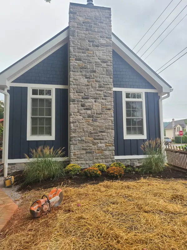 Exterior chimney stonework
