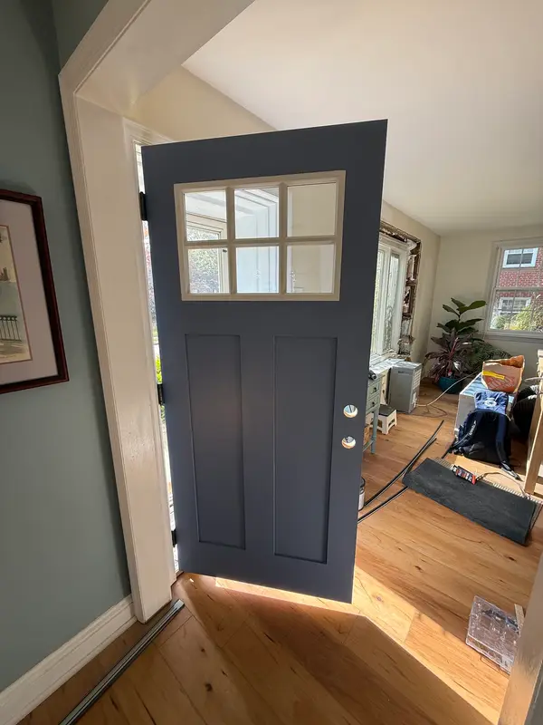 Entry door and floor detail