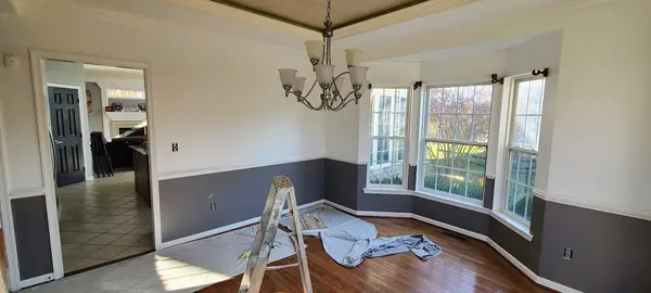 Painted room with chair rail