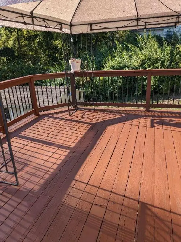 Wood deck finish in sunlight