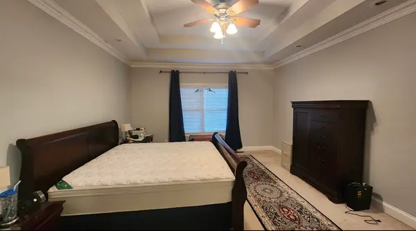 Bedroom walls and ceiling